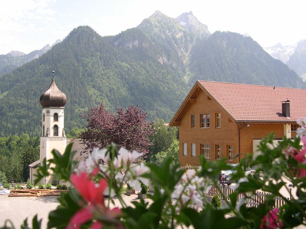 Hotel Garni Brigitte Bürserberg Exterior foto